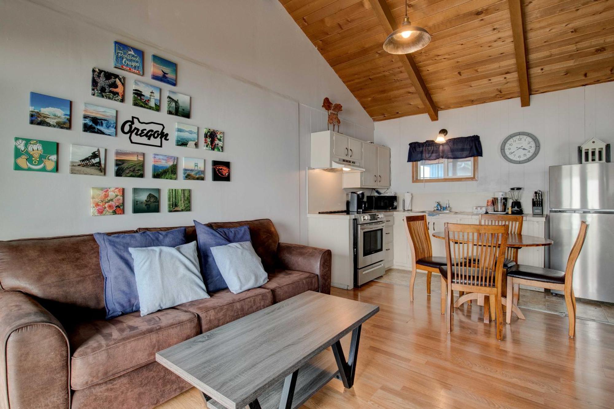 Moolack Shores Inn Нюпорт Екстериор снимка